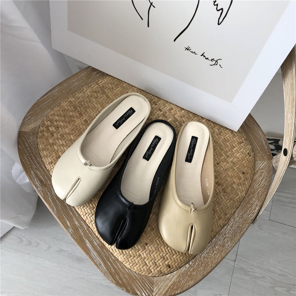 Barfusschweiz® - Bequeme Flats aus Mikrofaserleder